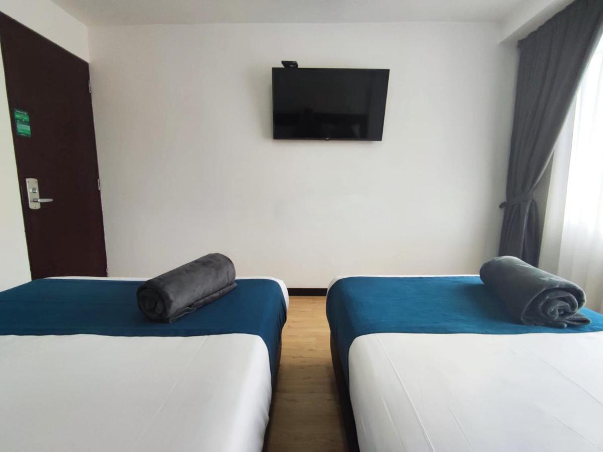 Hotel Cgh Bogota Airport Exterior photo